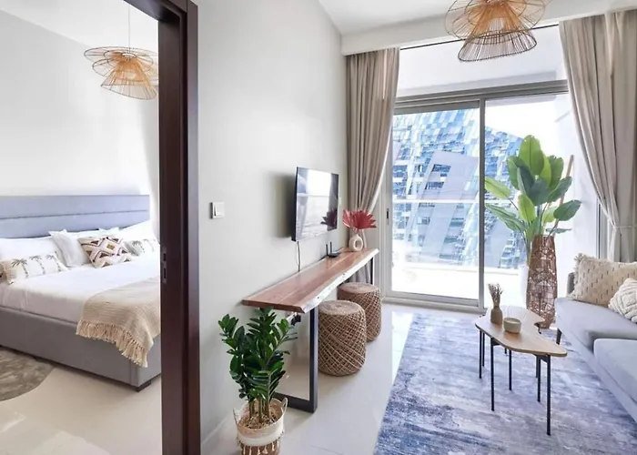 Canal View 1Br Flat 5 Min Walk To Dubai Mall