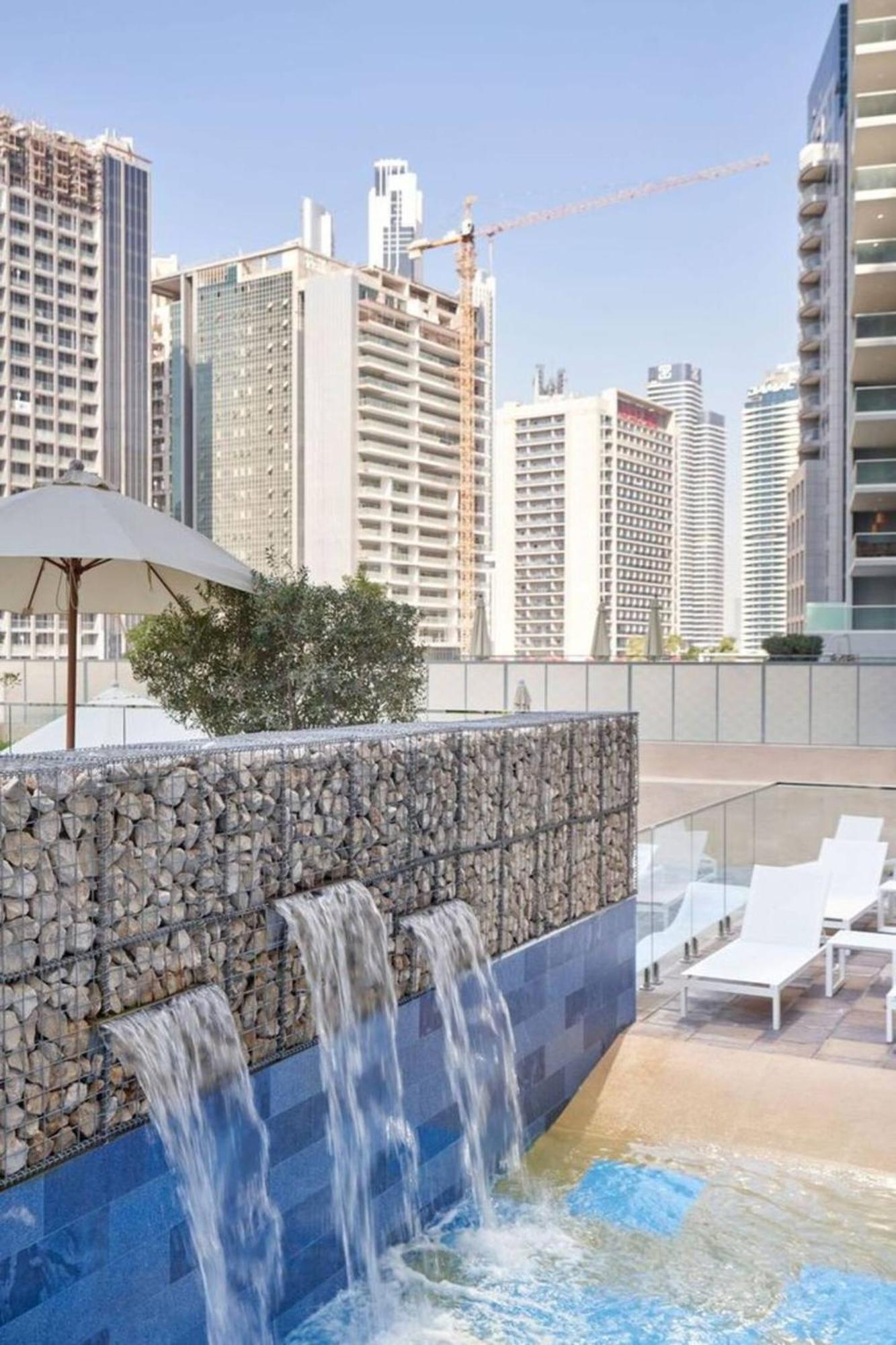 Apartment Canal View 1br Flat 5 Min Walk To Mall *